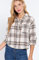 3/4 ROLL UP SLEEVE FRONT BUTTON DOWN CROP PLAID SHIRT